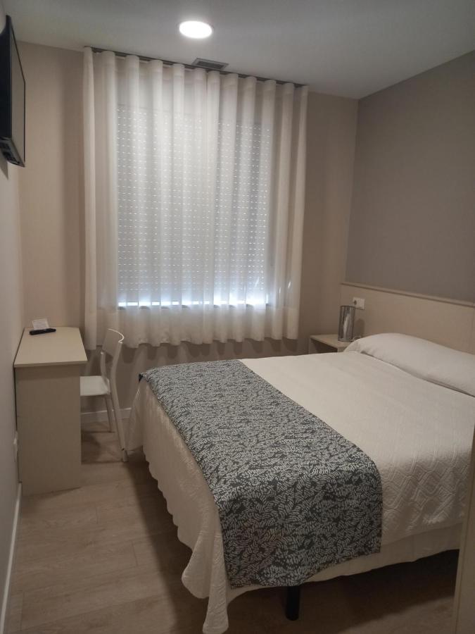 Hotel La Puerta De Arzúa Екстериор снимка