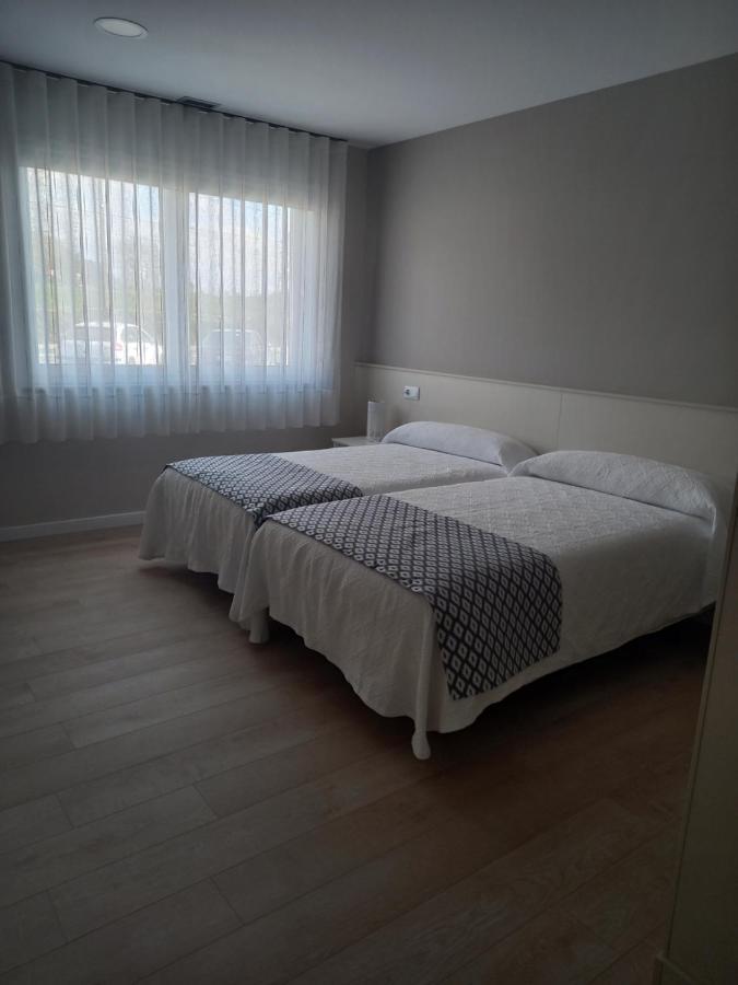 Hotel La Puerta De Arzúa Екстериор снимка