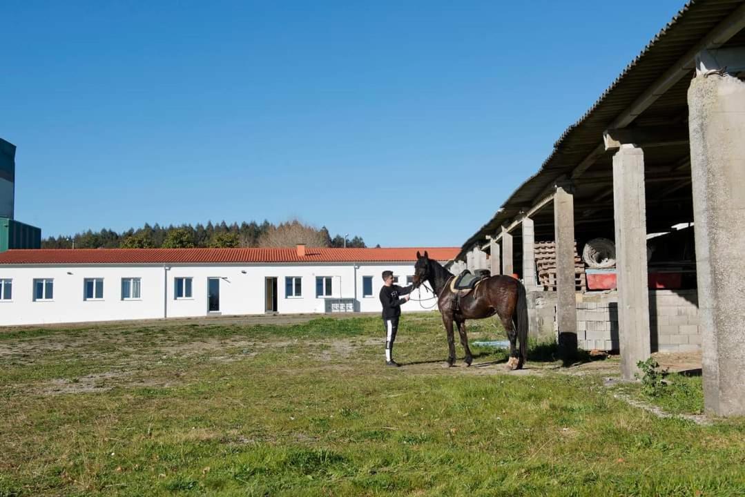 Hotel La Puerta De Arzúa Екстериор снимка